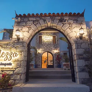 Otel Bellezza, Çeşme