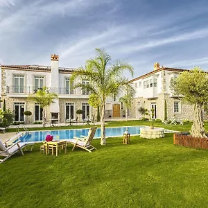 Отель Casa Bella +12